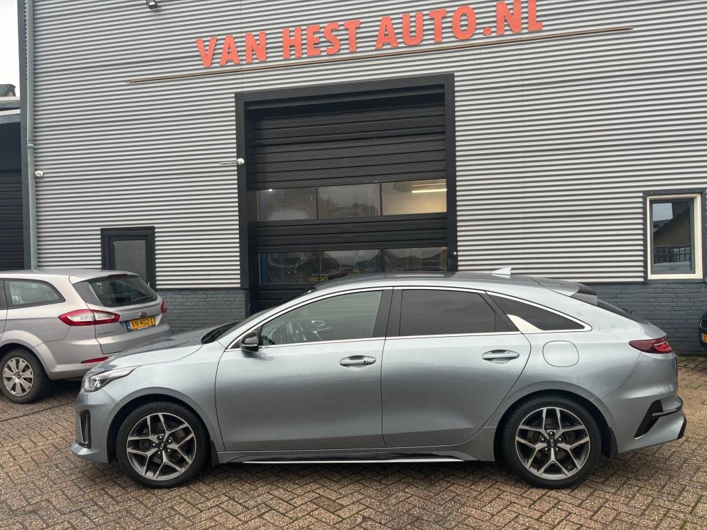 Kia pro_cee'd 1.4i GT-Line 140 PK | GAR 06-2026 | NAVI | CLI, Auto's, Kia, Stof, 4 cilinders, Origineel Nederlands, Handgeschakeld