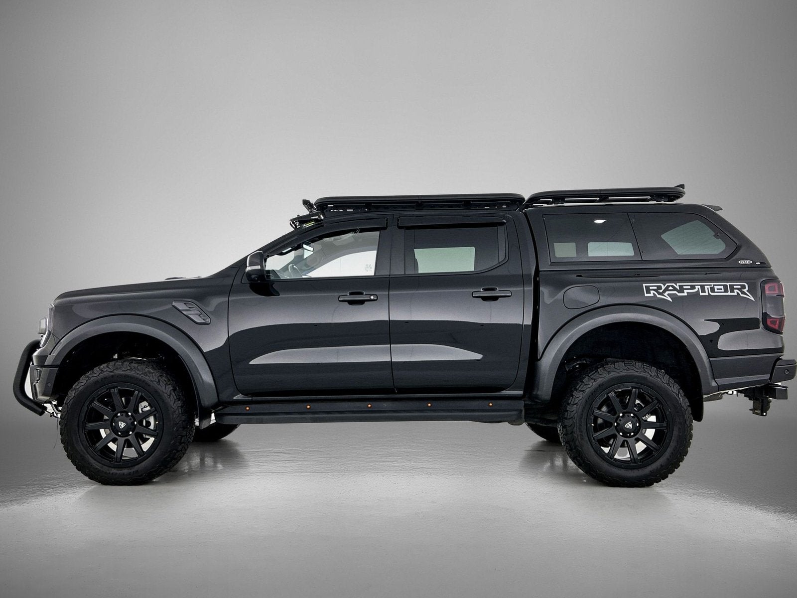 Ford Ranger 2.0 Double Cab EcoBlue Raptor | UNIEK! |, Auto's, Automaat, Gebruikt, Zwart, Zwart