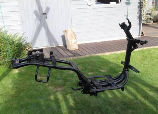 Gezocht Yamaha booster frame, Ophalen of Verzenden, Nieuw