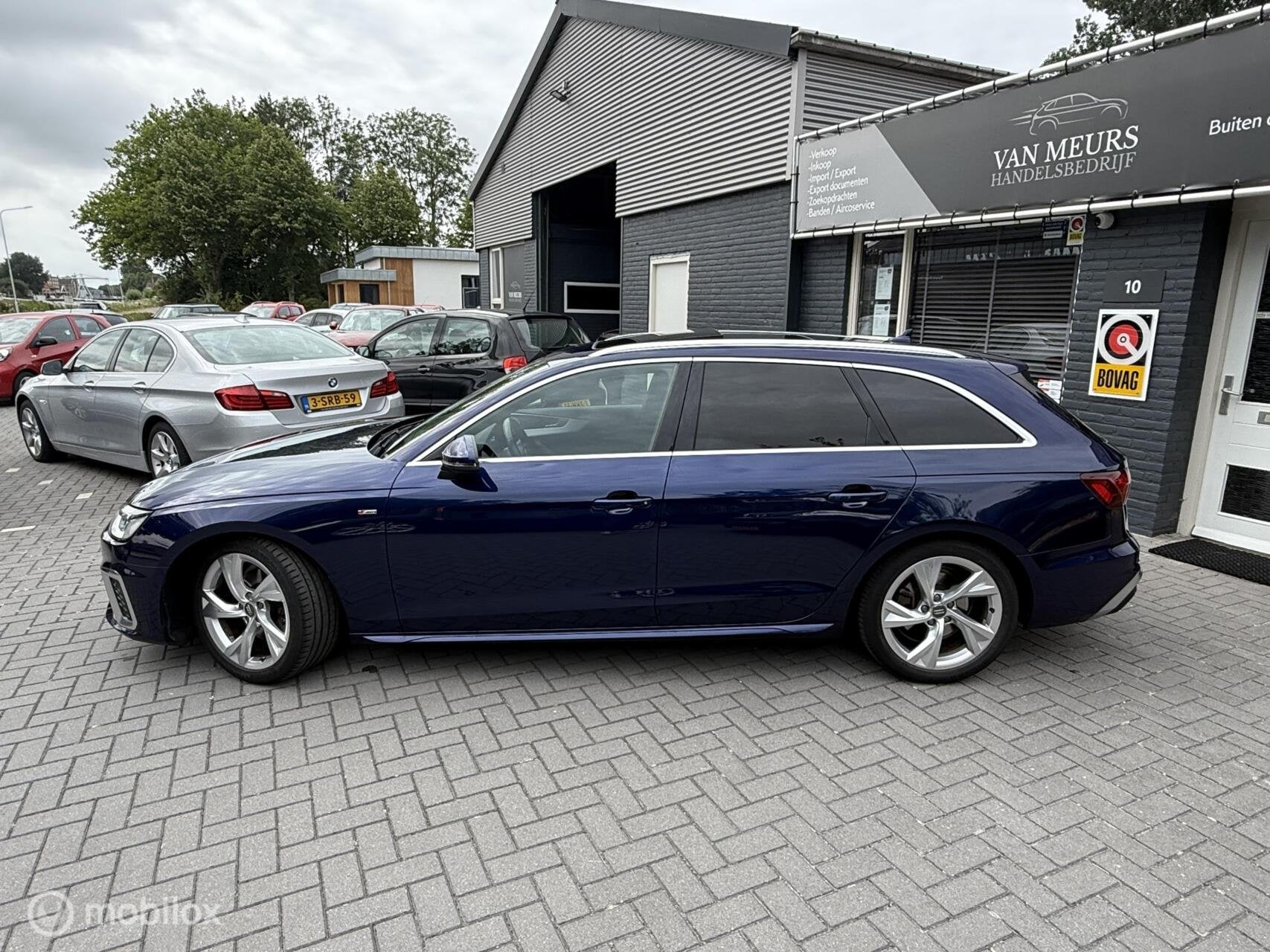 Audi A4 Avant 35 TFSI Launch edition Sport, S-line Automaat,, Gebruikt, 4 cilinders, Blauw, A4