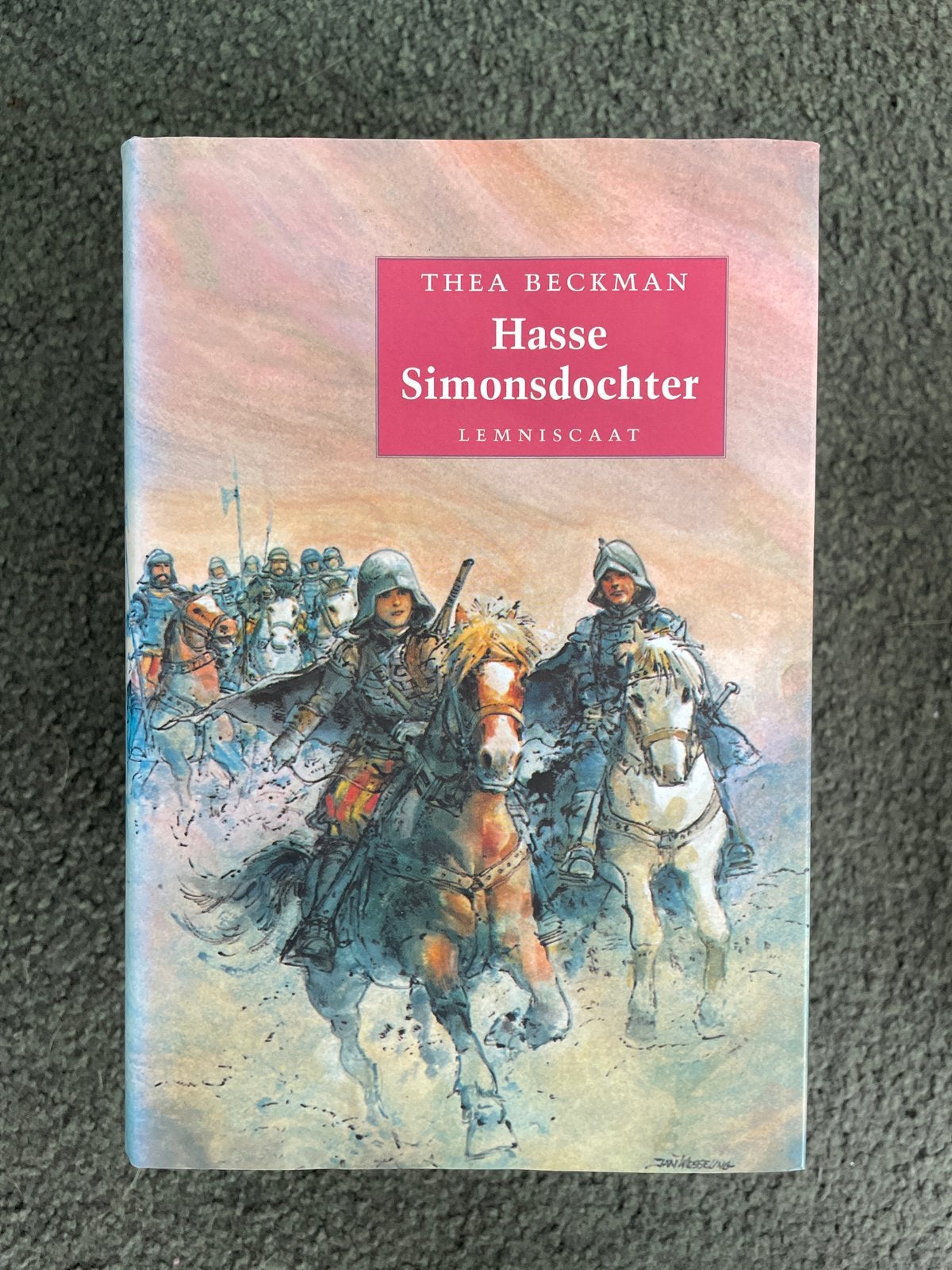 Thea Beckman - Hasse Simonsdochter, Boeken, Ophalen of Verzenden, Gelezen, Nederland
