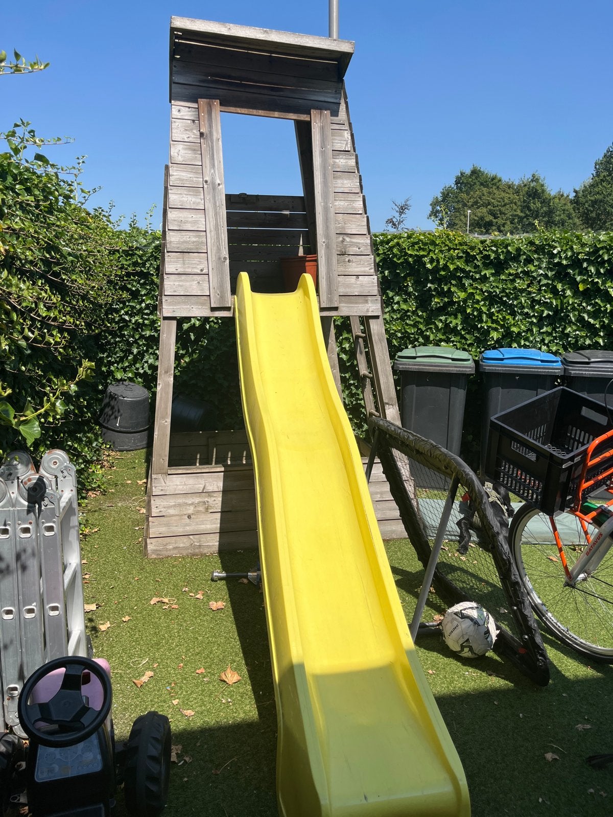 Houten speeltoestel met glijbaan en zandbak, Ophalen, Gebruikt, Glijbaan