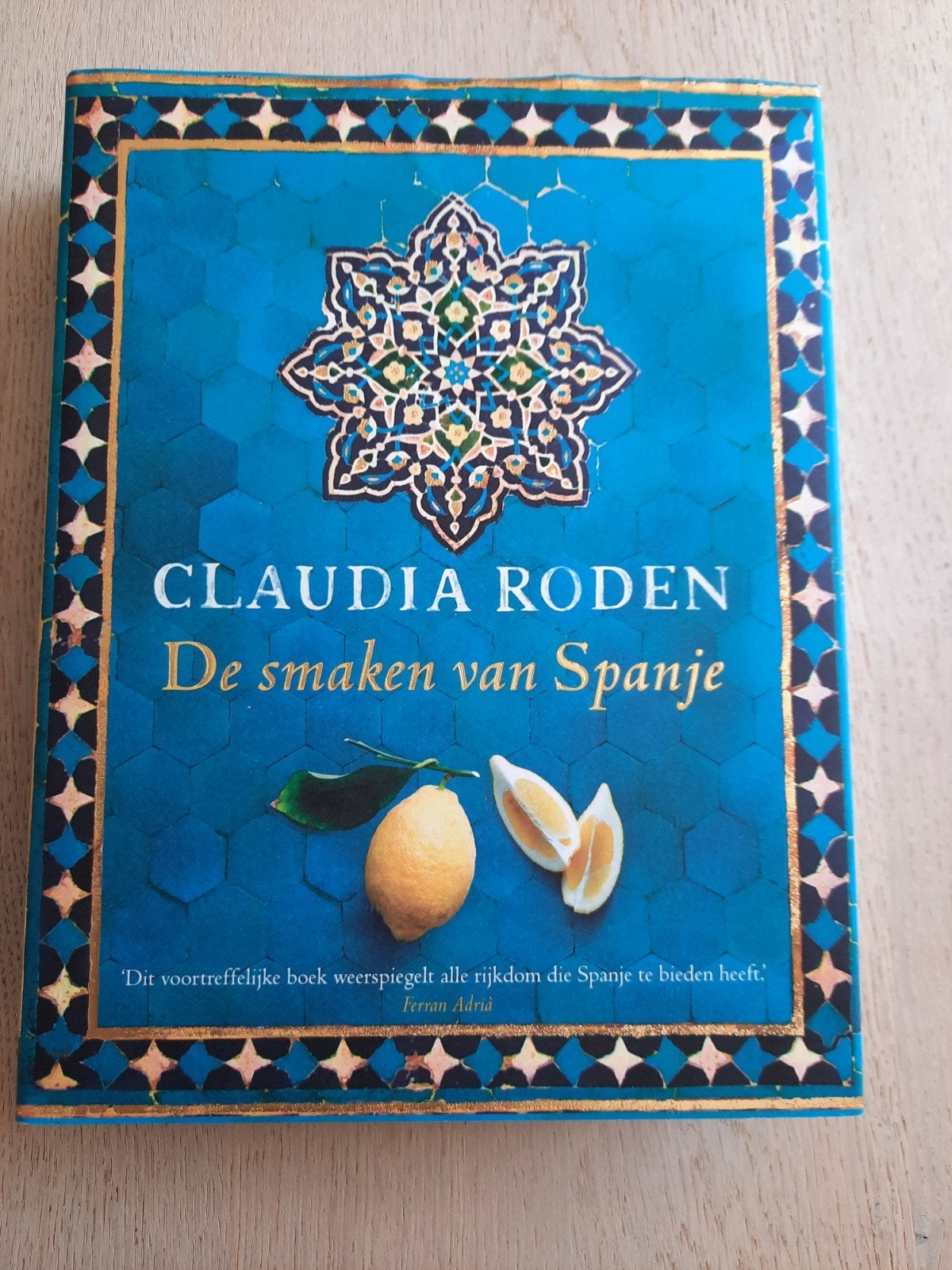 De smaken van SPANJE - Claudia Roden, Boeken, Kookboeken, Ophalen of Verzenden, Zo goed als nieuw, Spanje