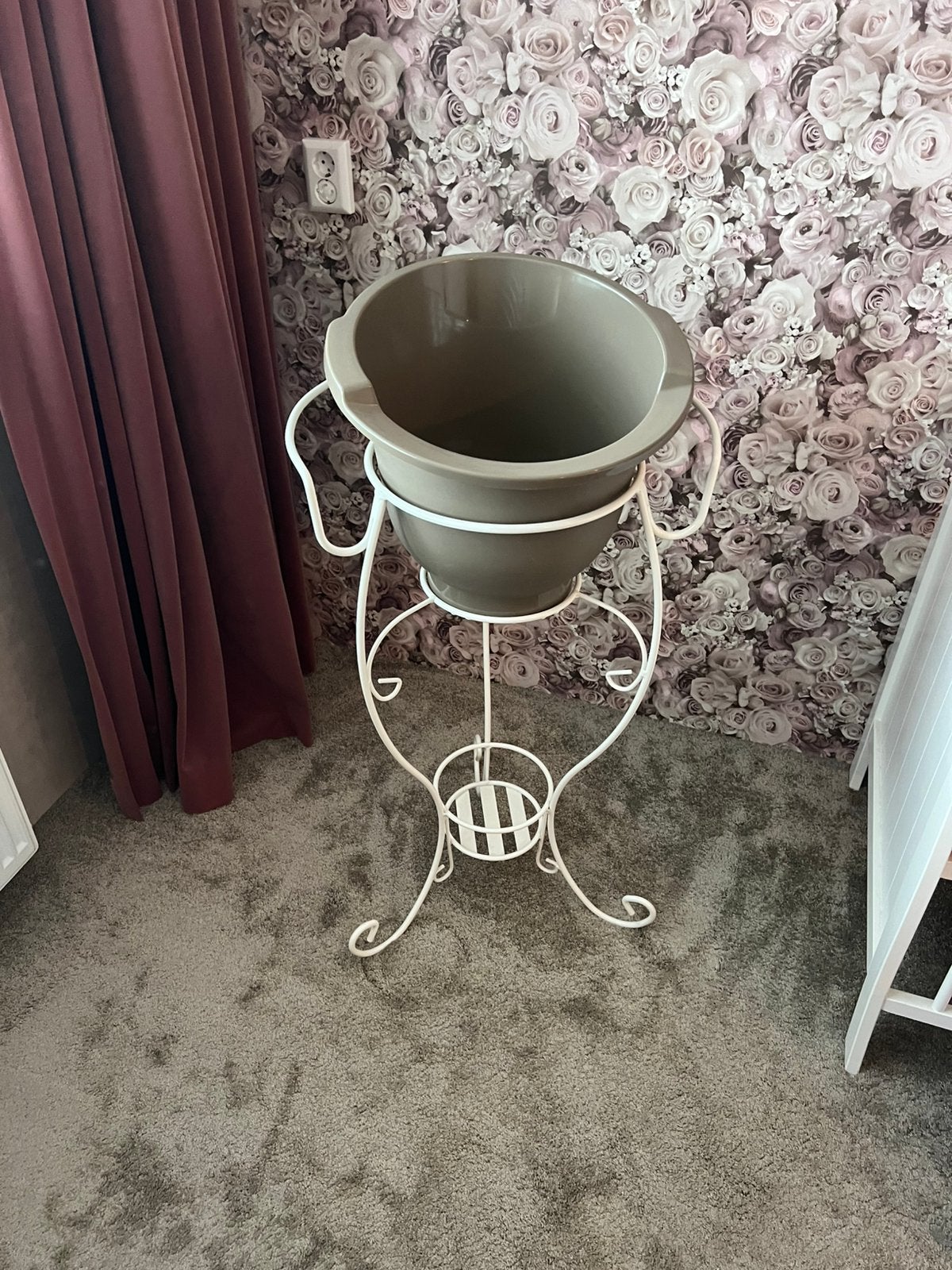 Tummy Tub met standaard, Ophalen, Tummy Tub, Zo goed als nieuw, Bébé-jou