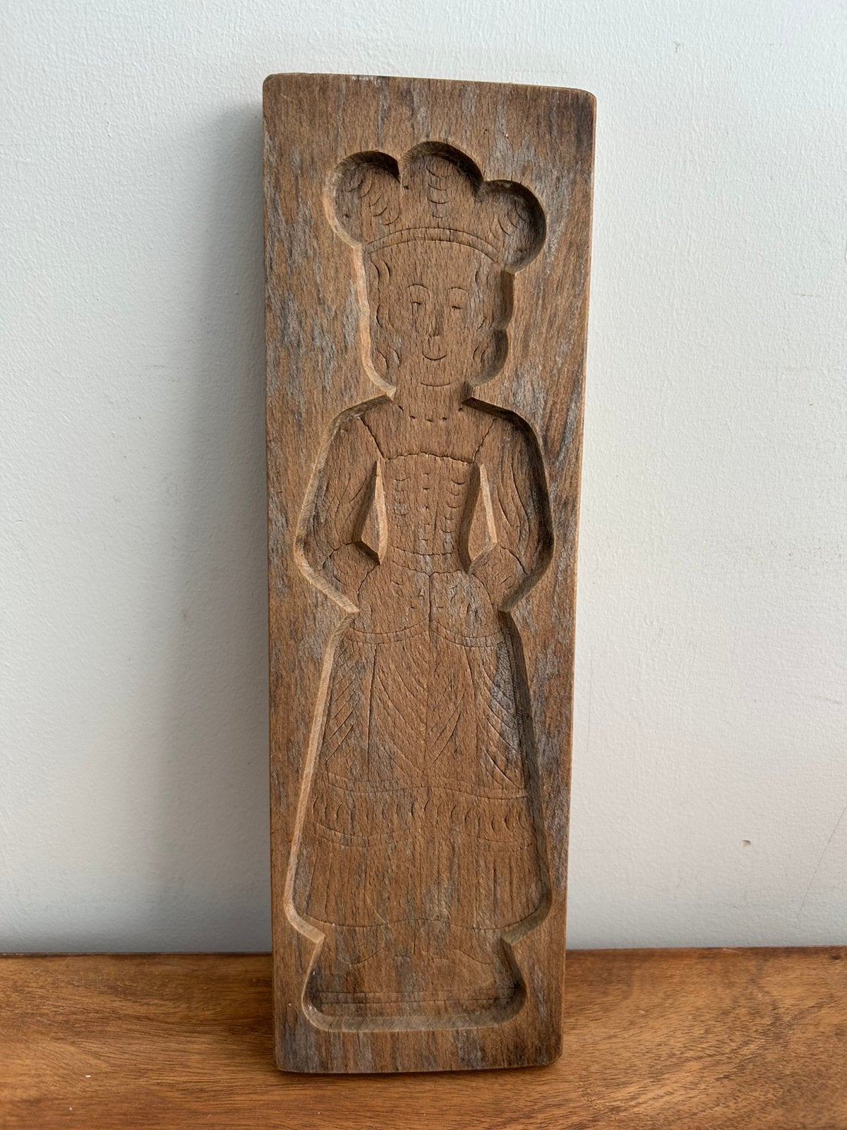 Antieke houten speculaasplank - Vrouw met kroon, Ophalen of Verzenden