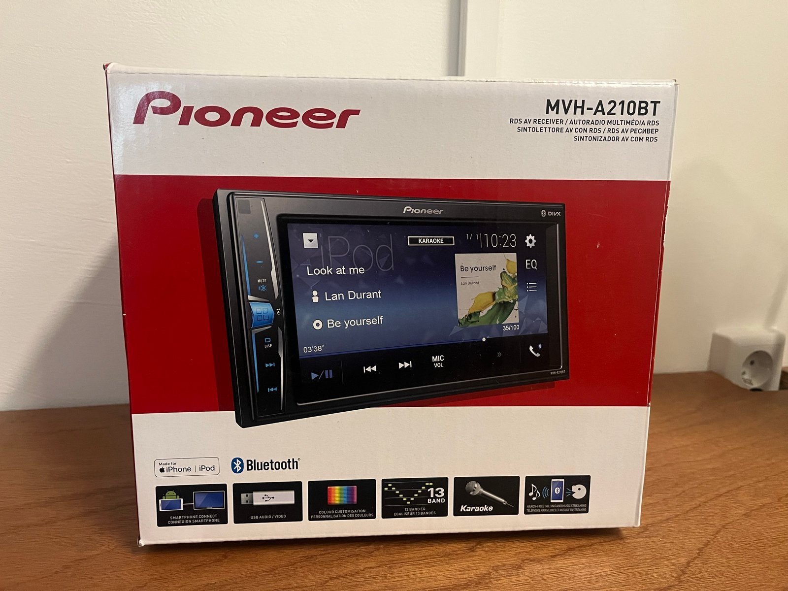Pioneer MVH-A210BT Autoradio met Bluetooth, Auto diversen, Ophalen of Verzenden, Zo goed als nieuw
