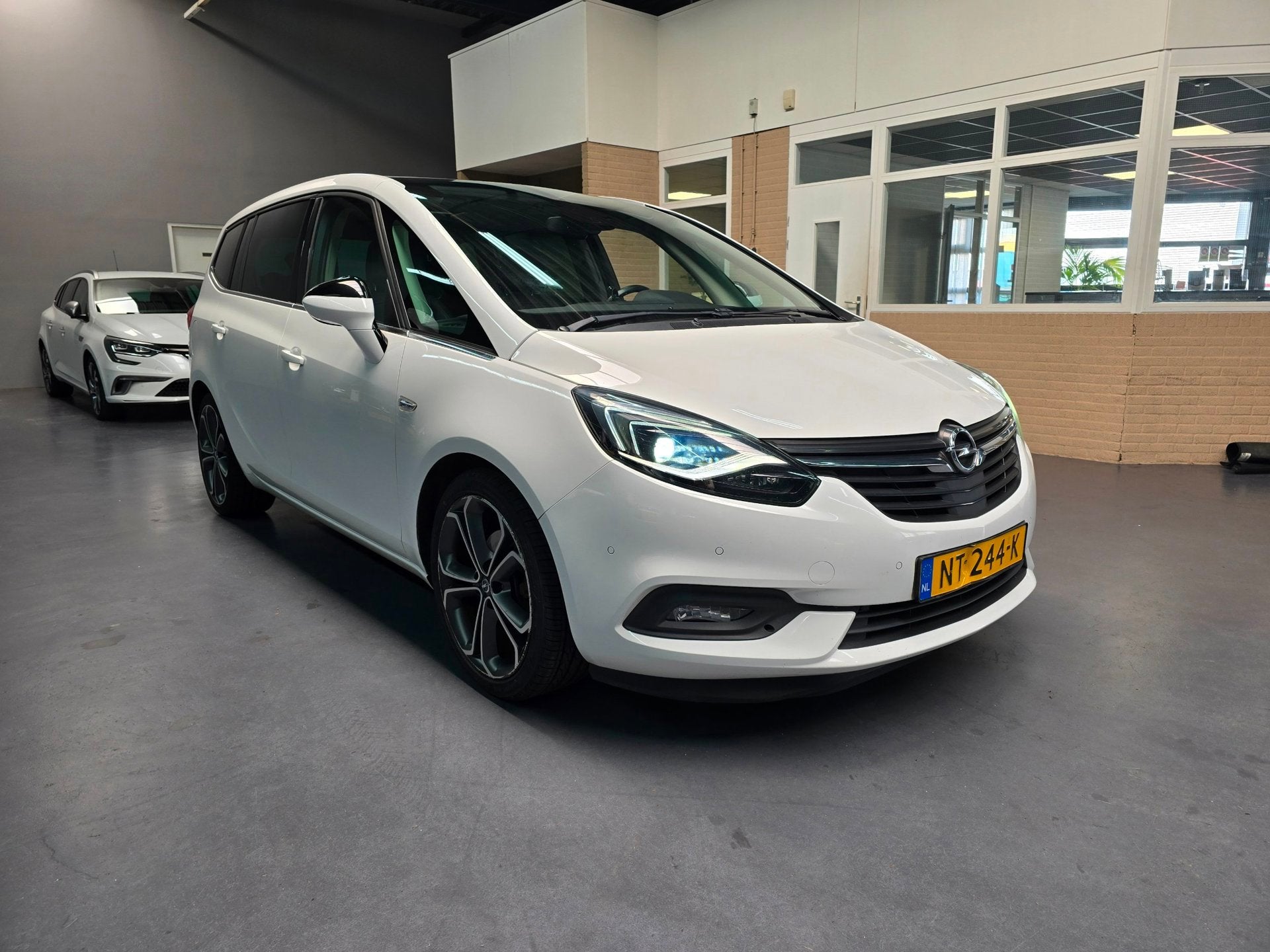 Opel Zafira 1.4 Turbo Business Executive LEDER PANO STOEL ST, 15 km/l, Gebruikt, Euro 6, 4 cilinders
