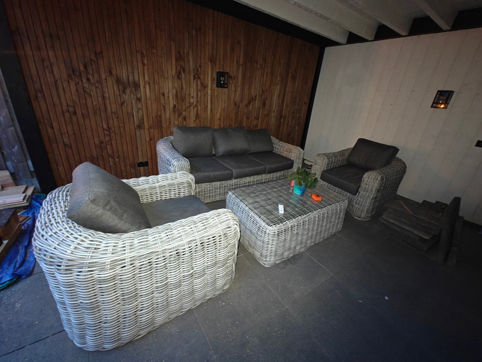 Lounge set van rotan met 3-zitsbank en 2 fauteuils, Ophalen, 5 zitplaatsen, Zo goed als nieuw, Wicker