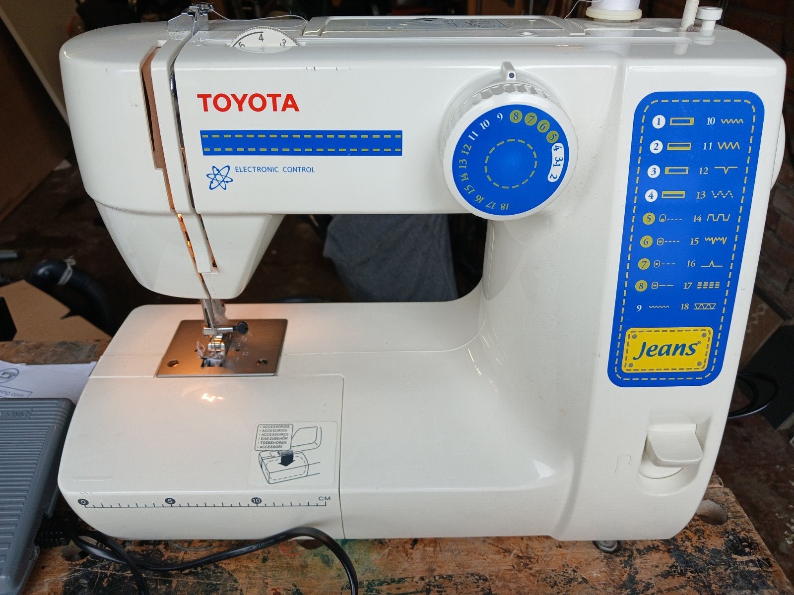 Naaimachine, Hobby en Vrije tijd, Naaimachines en Toebehoren, Ophalen of Verzenden, Naaimachine, Overige merken