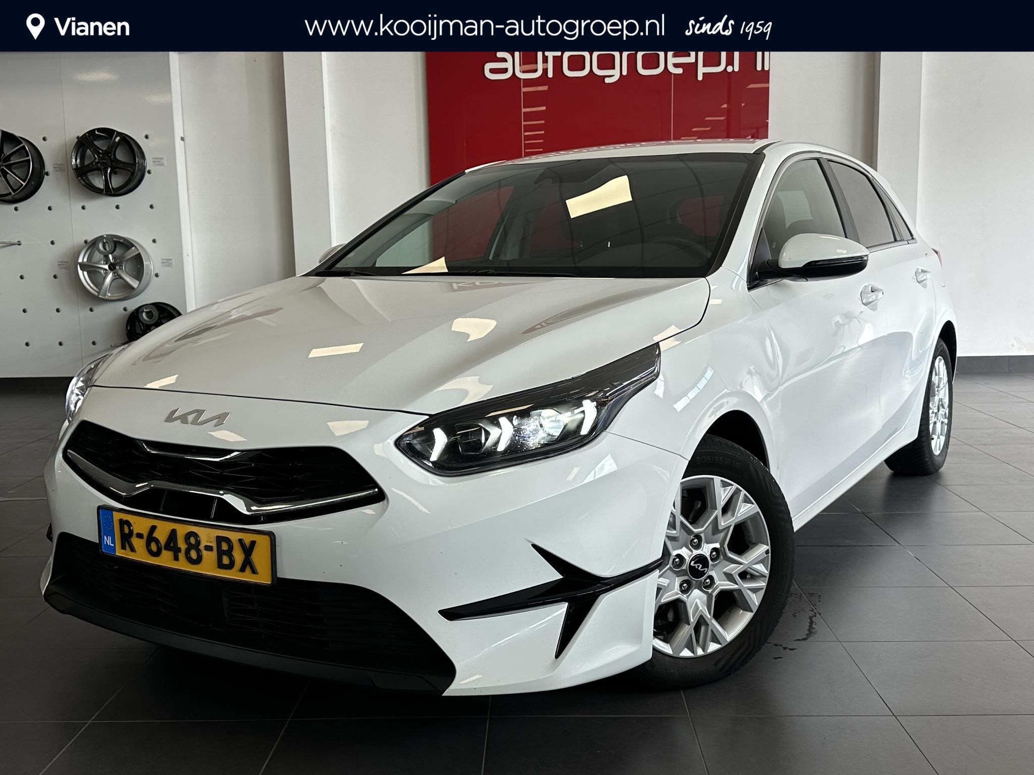 Kia Ceed 1.0 T-GDi MHEV DynamicPlusLine BTW Auto, Stuurverwa, 1272 kg, Gebruikt, Euro 6, Leder en Stof