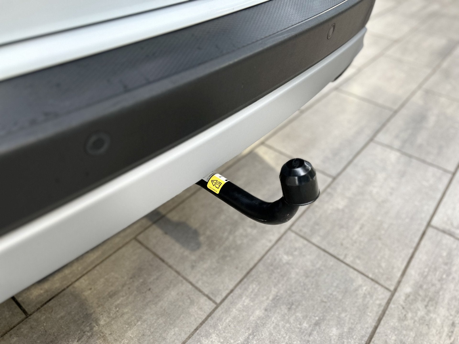 Ford Kuga 2.5 PHEV Cool & Connect | Trekhaak | Winter Pack |, Auto's, Gebruikt, Wit, Plug-in hybride, Bedrijf
