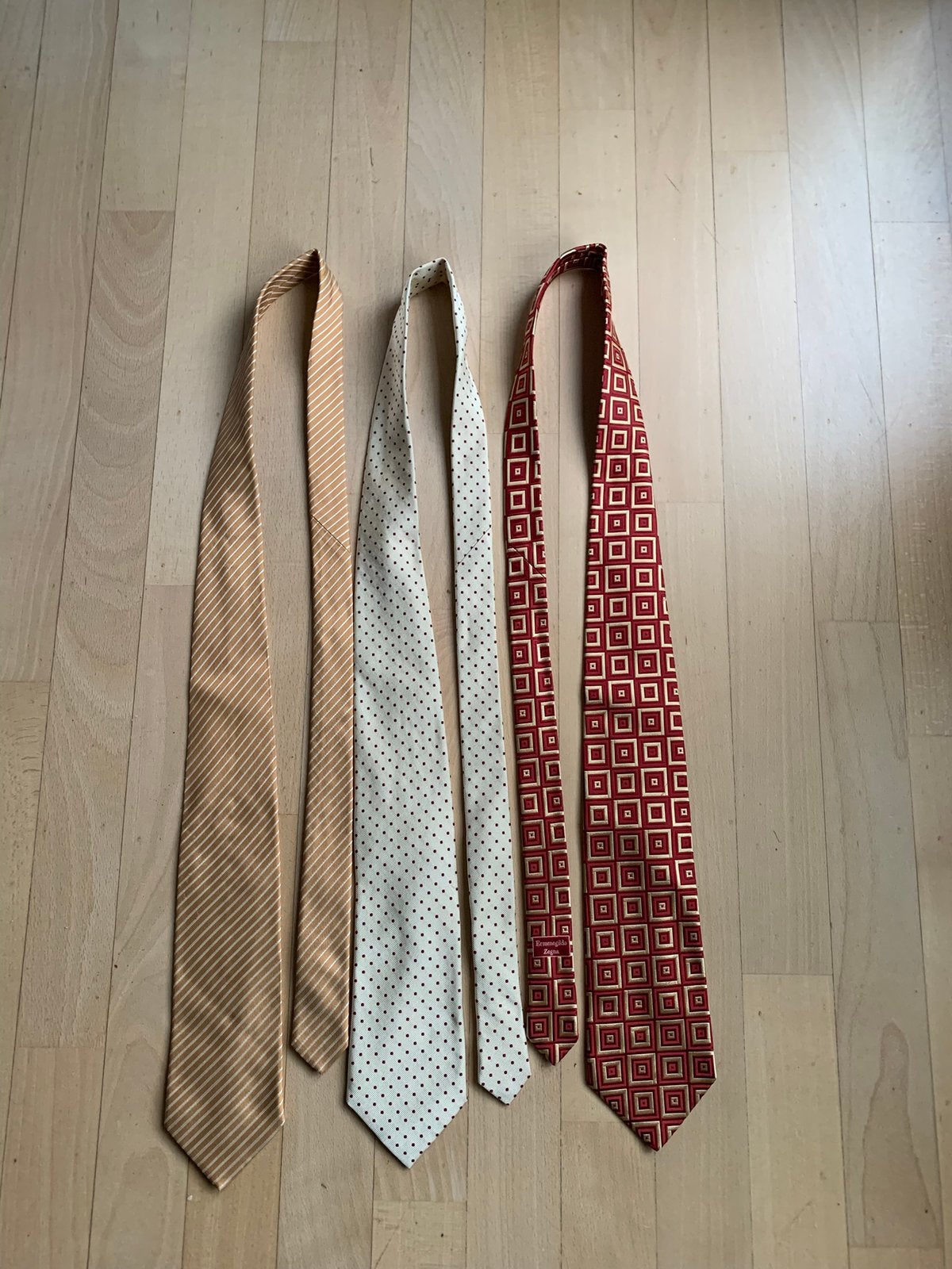 3 nieuwe zijden stropdassen van Zegna., Ophalen of Verzenden, Nieuw, Overige kleuren, Met patroon