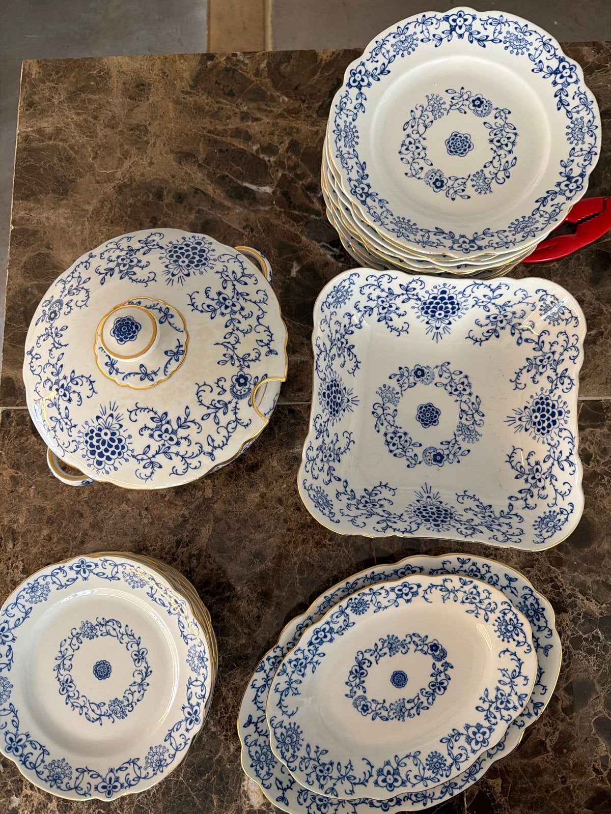 Blauw Servies met gouden randje, Ophalen of Verzenden