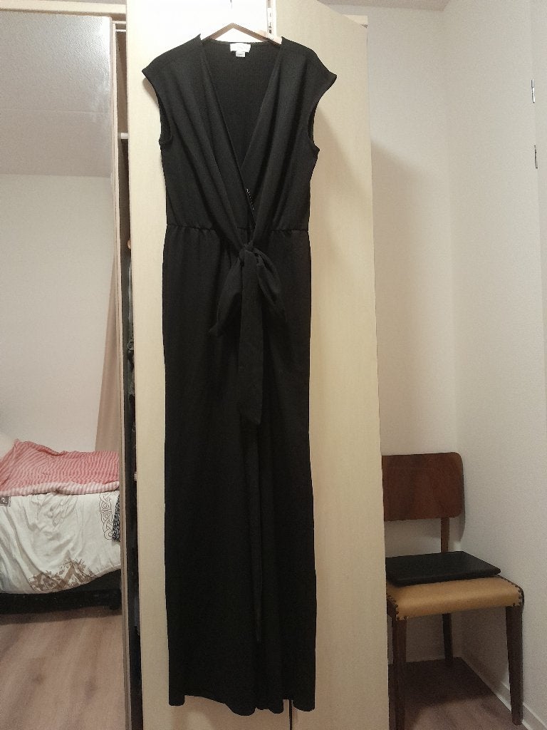 zwart jumpsuit voor naar een feest, maat 40/42, Kleding | Dames, Ophalen, Zwart, Maat 42/44 (L), Zo goed als nieuw