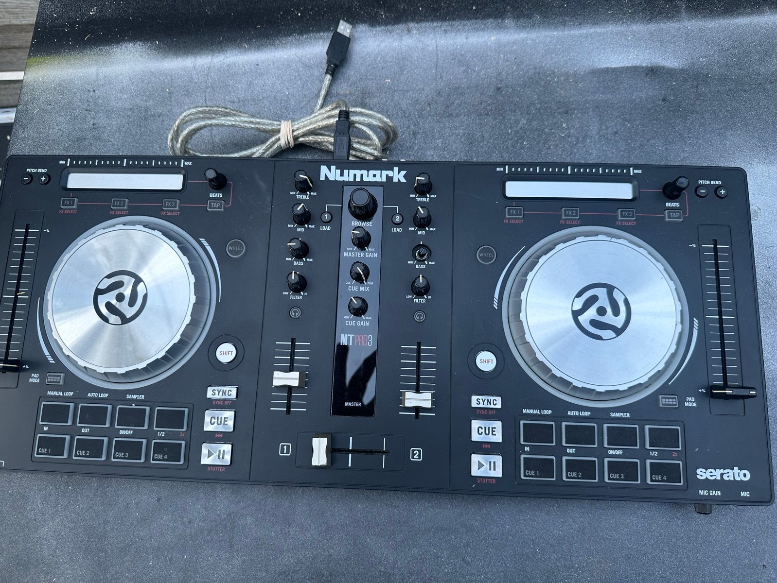 Numark Mixtrack Pro 3 DJ Controller Serato, Ophalen of Verzenden, Gebruikt, Dj-set, Numark