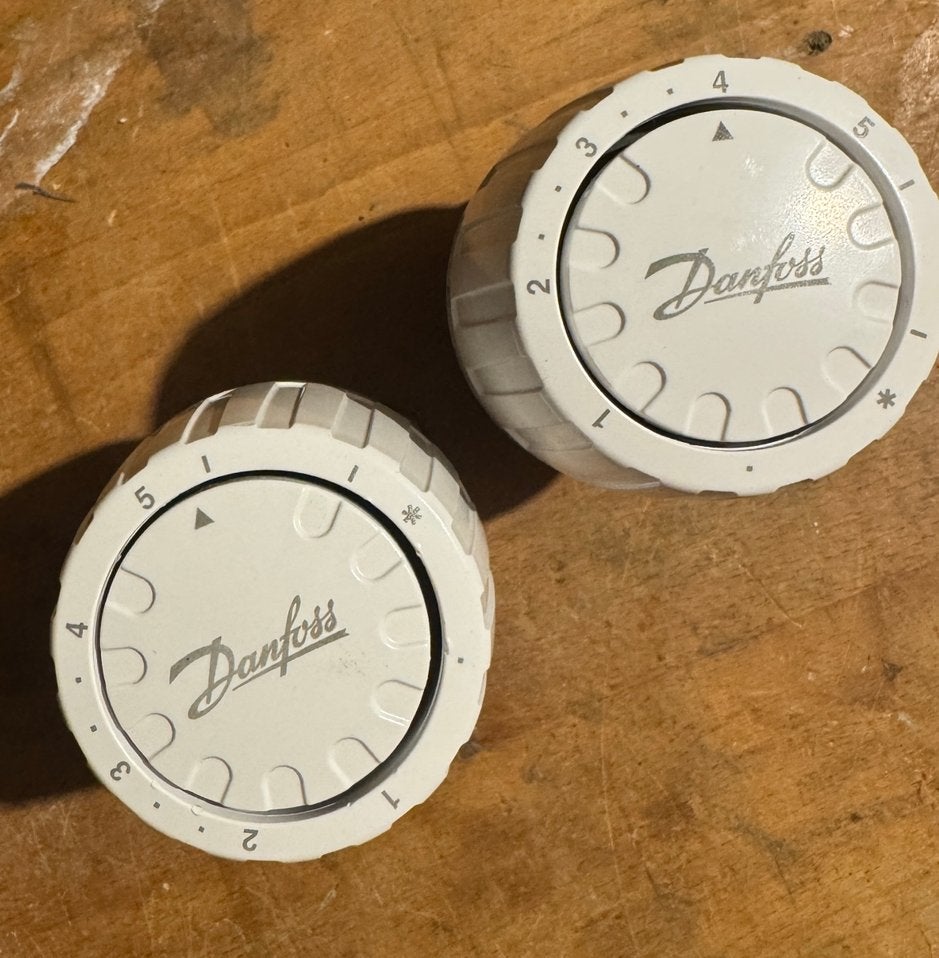 Danfoss thermostatische radiatorknoppen, Ophalen of Verzenden, Zo goed als nieuw