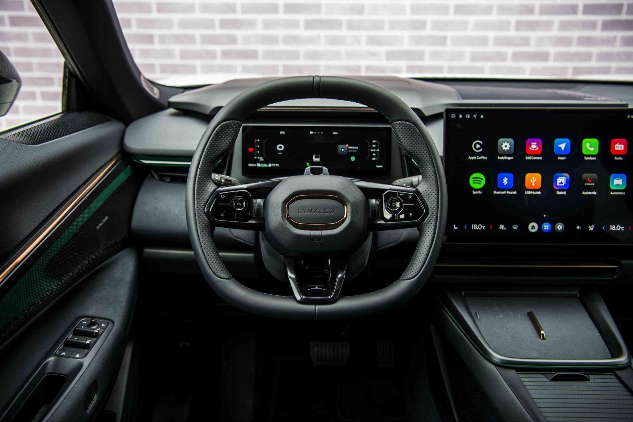 Lynk & Co 08 1.5 More | Actieradius gecombineerd 1100 km | E, Auto's, Euro 6, Wit, Plug-in hybride, Nieuw
