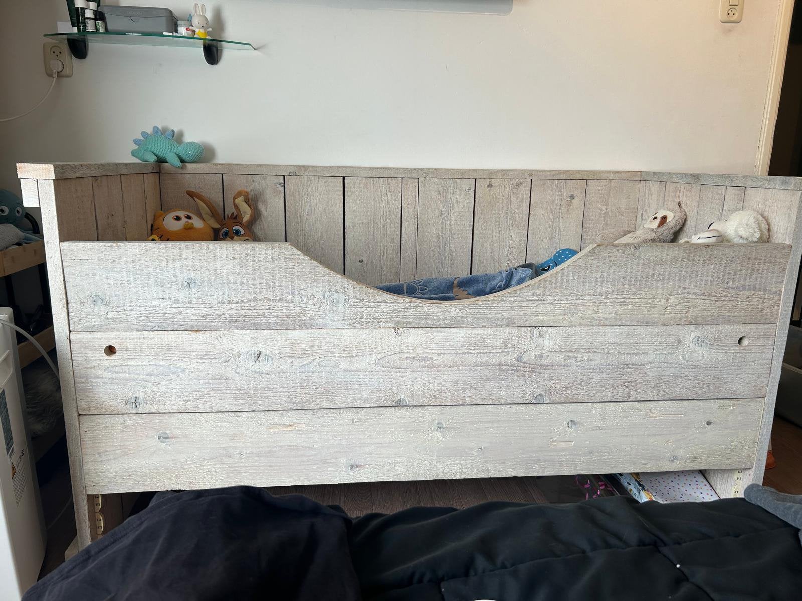 Peuterbed stijgerhout, Kinderen en Baby's, Kinderkamer | Bedden, Ophalen, Zo goed als nieuw, 160 tot 180 cm, 70 tot 85 cm
