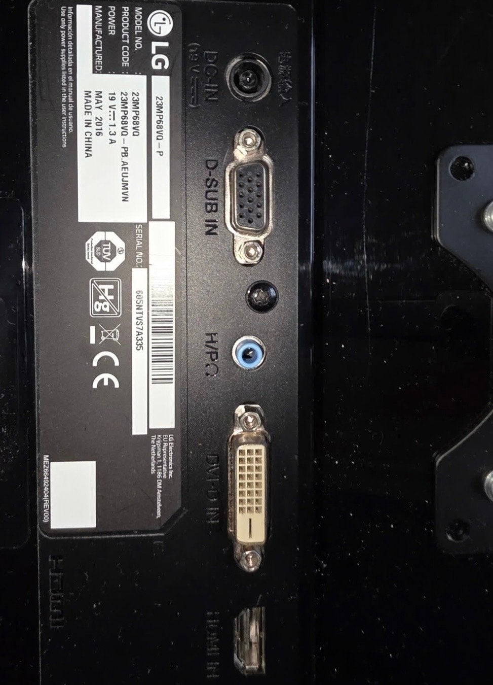 Foto 7 van LG Monitoren (2x) met NewStar arm + optioneel ThinkPad Dock