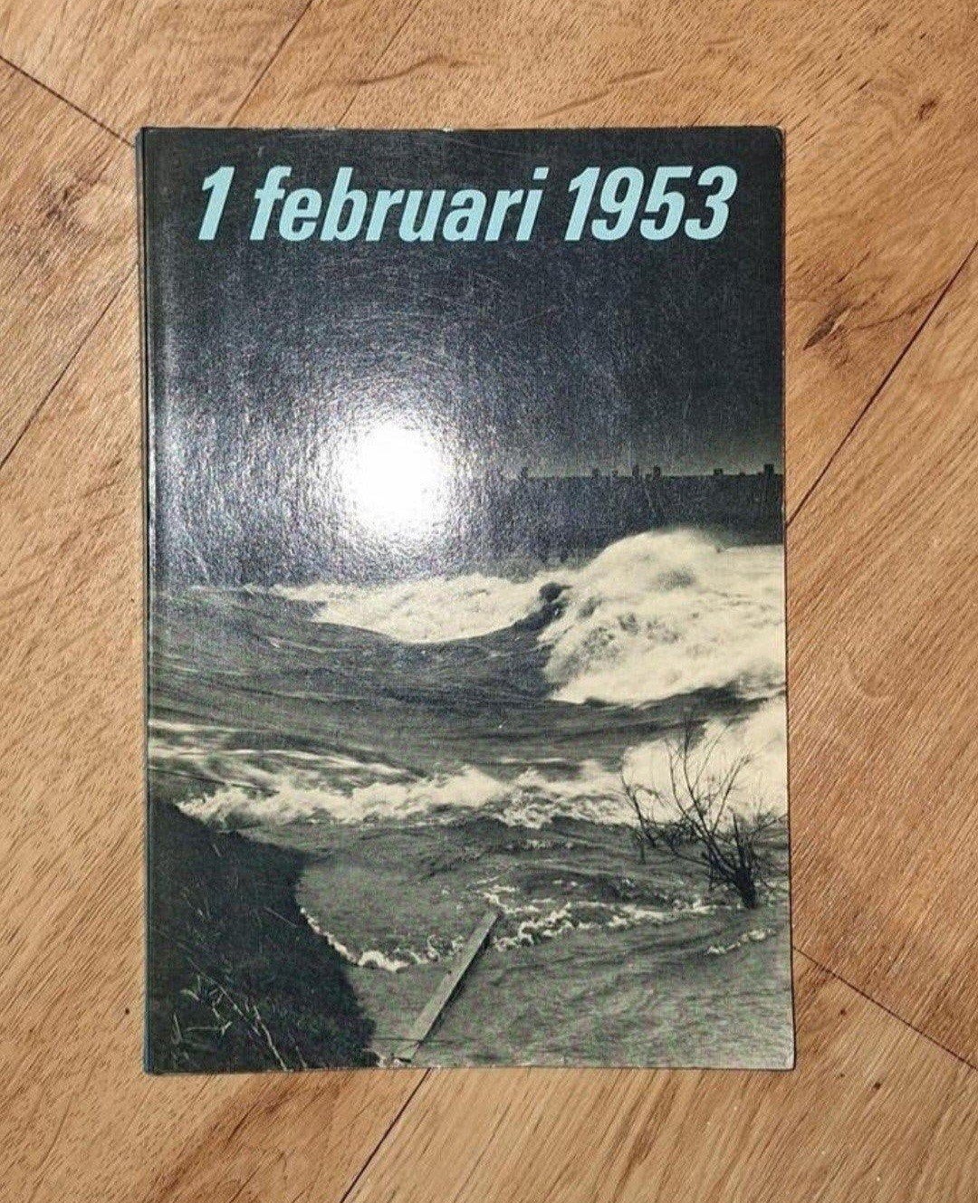 Boek: 1 februari 1953 - Watersnoodramp, Ophalen of Verzenden, 20e eeuw of later, Gelezen