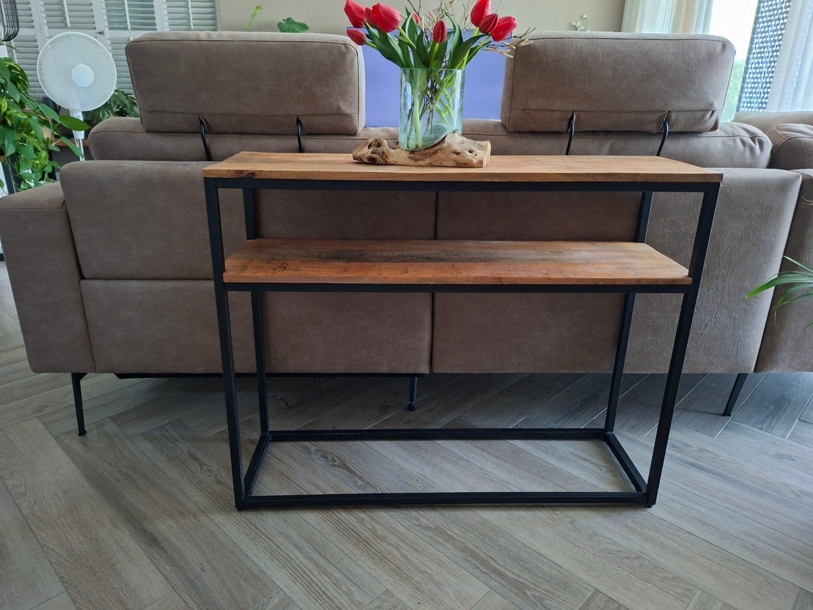 Sidetable mangohout met metaal, Ophalen, 100 tot 150 cm, Zo goed als nieuw, Metaal