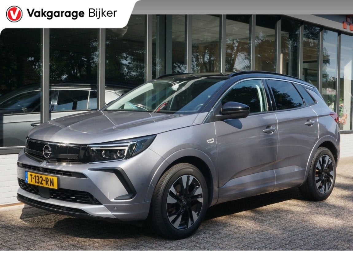 Opel Grandland 1.2 Turbo Ultimate Camera/Trekhaak!, Auto's, 12 maanden, 15 km/l, Gebruikt, Euro 6