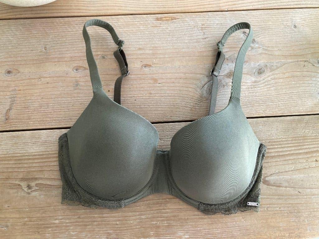 Donker groene BH Hunkemöller, maat 70 F, Kleding | Dames, Ondergoed en Lingerie, Hunkemöller, Verzenden, Groen, BH