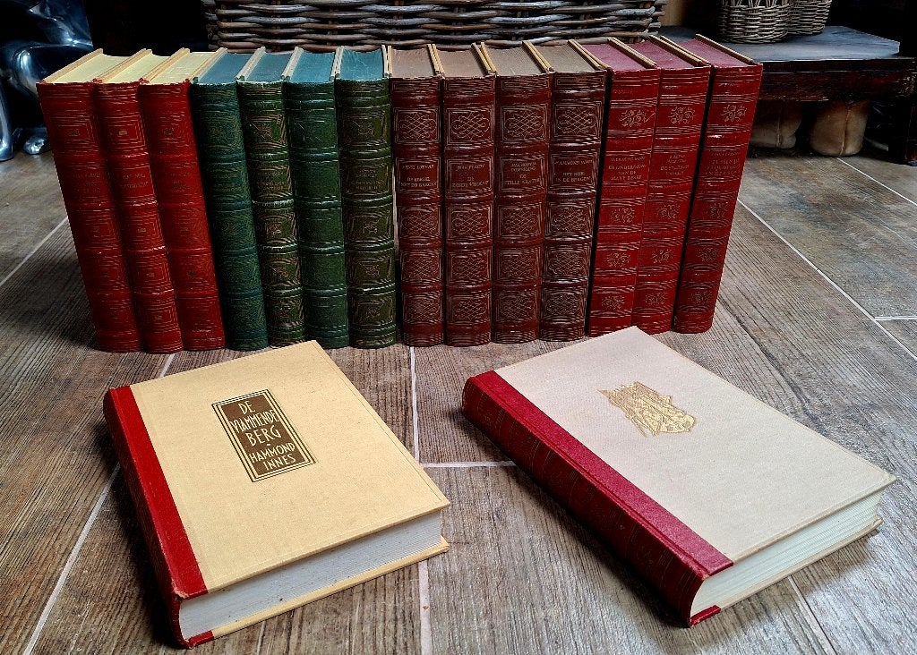 Antieke leesboeken. 16 stuks., Ophalen of Verzenden, Gelezen