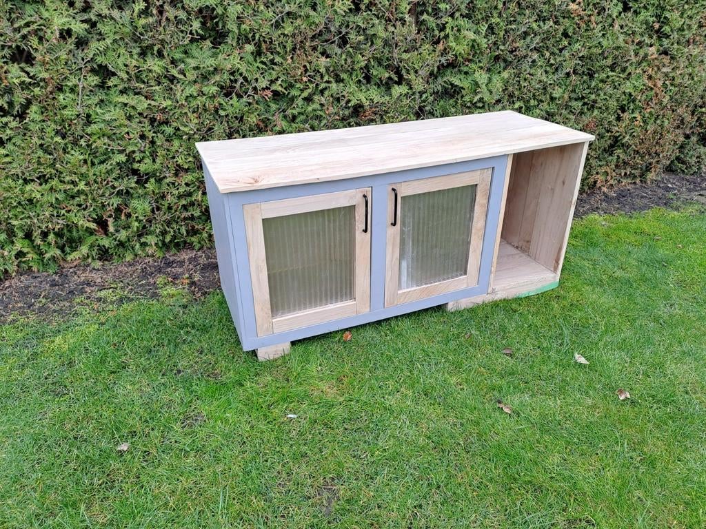 Handgemaakte kast met glasdeuren., Ophalen, Nieuw