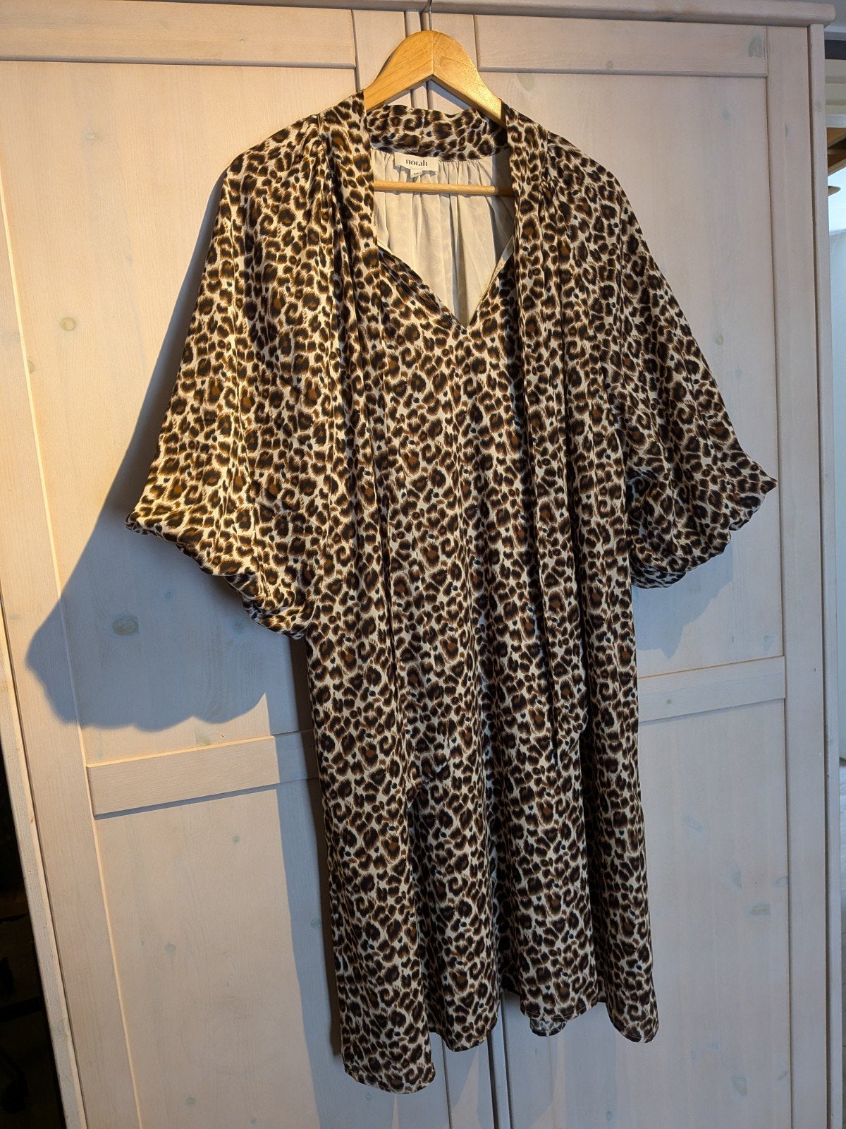 Norah jurk met luipaardprint, zo goed als nieuw maat 46, Meerkleurig, Maat 46/48 (XL) of groter, Ophalen of Verzenden, Zo goed als nieuw