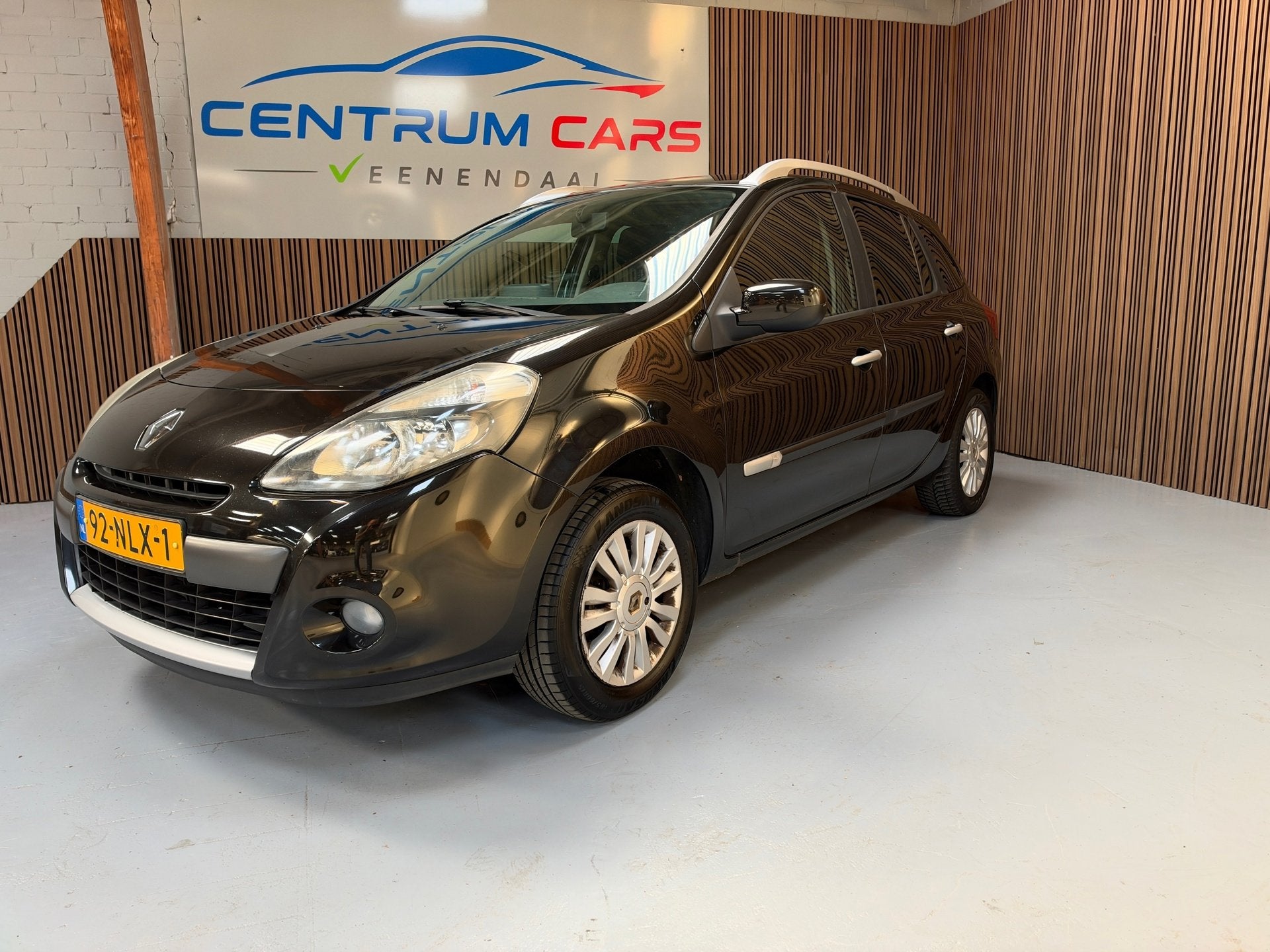 Renault Clio Estate 1.2 TCE Collection, Nieuwe APK, Trekhaak, Voorwielaandrijving, Euro 5, Gebruikt, Zwart