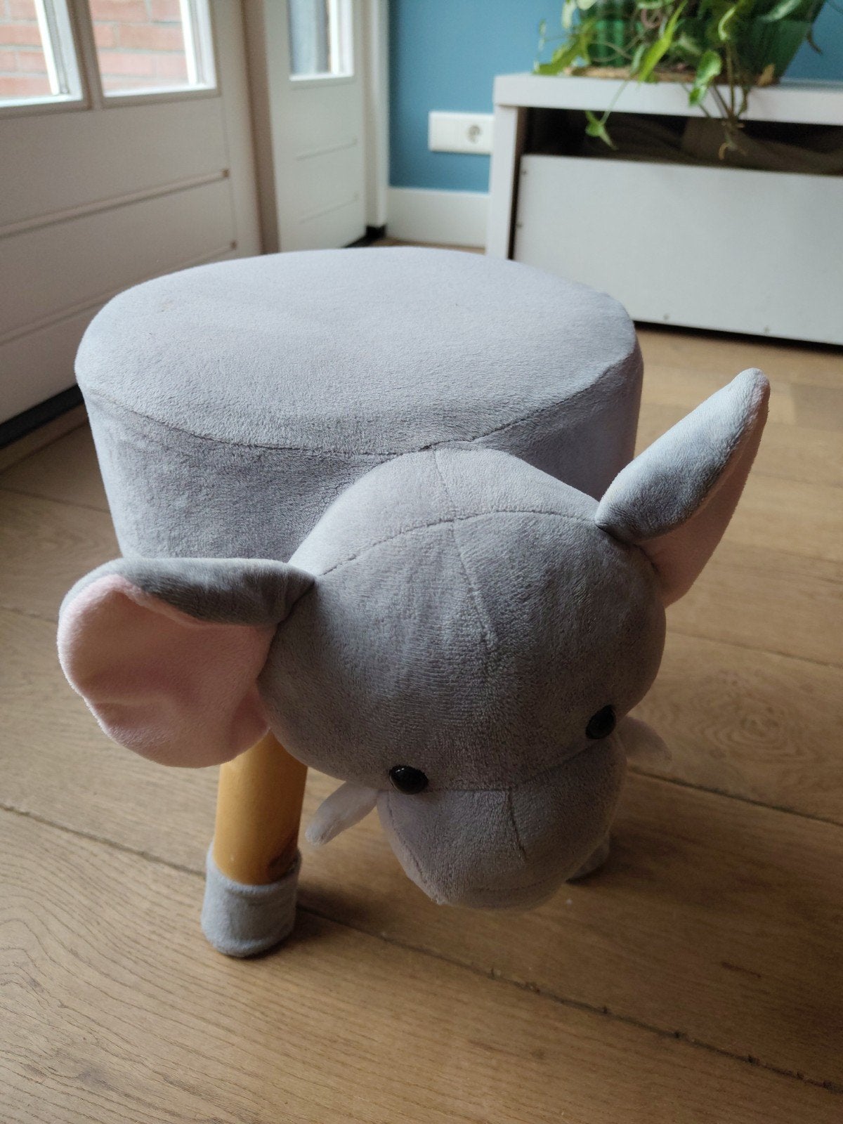 Krukje kinderkrukje olifant, Ophalen, Zo goed als nieuw, Hout