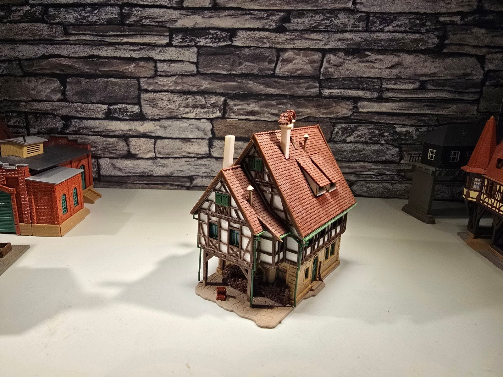 vakwerkhuis Duits huis N spoor trein 1:160, Overige merken, Gebruikt, Gelijkstroom of Wisselstroom, Brug, Tunnel of Gebouw