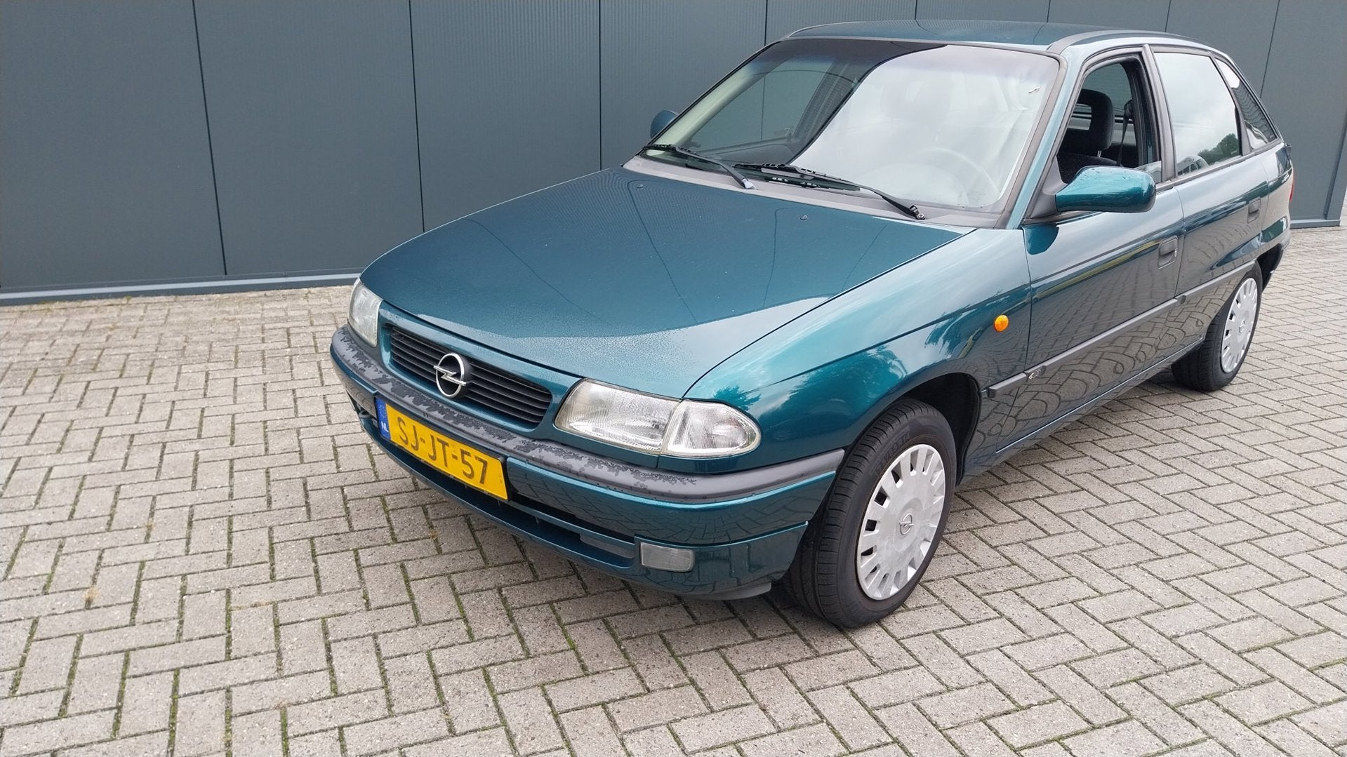 Opel Astra 1.6i Edition//AUTOMAAT !// APK SEP 2027, Auto's, 4 cilinders, Blauw, 1006 kg, Origineel Nederlands