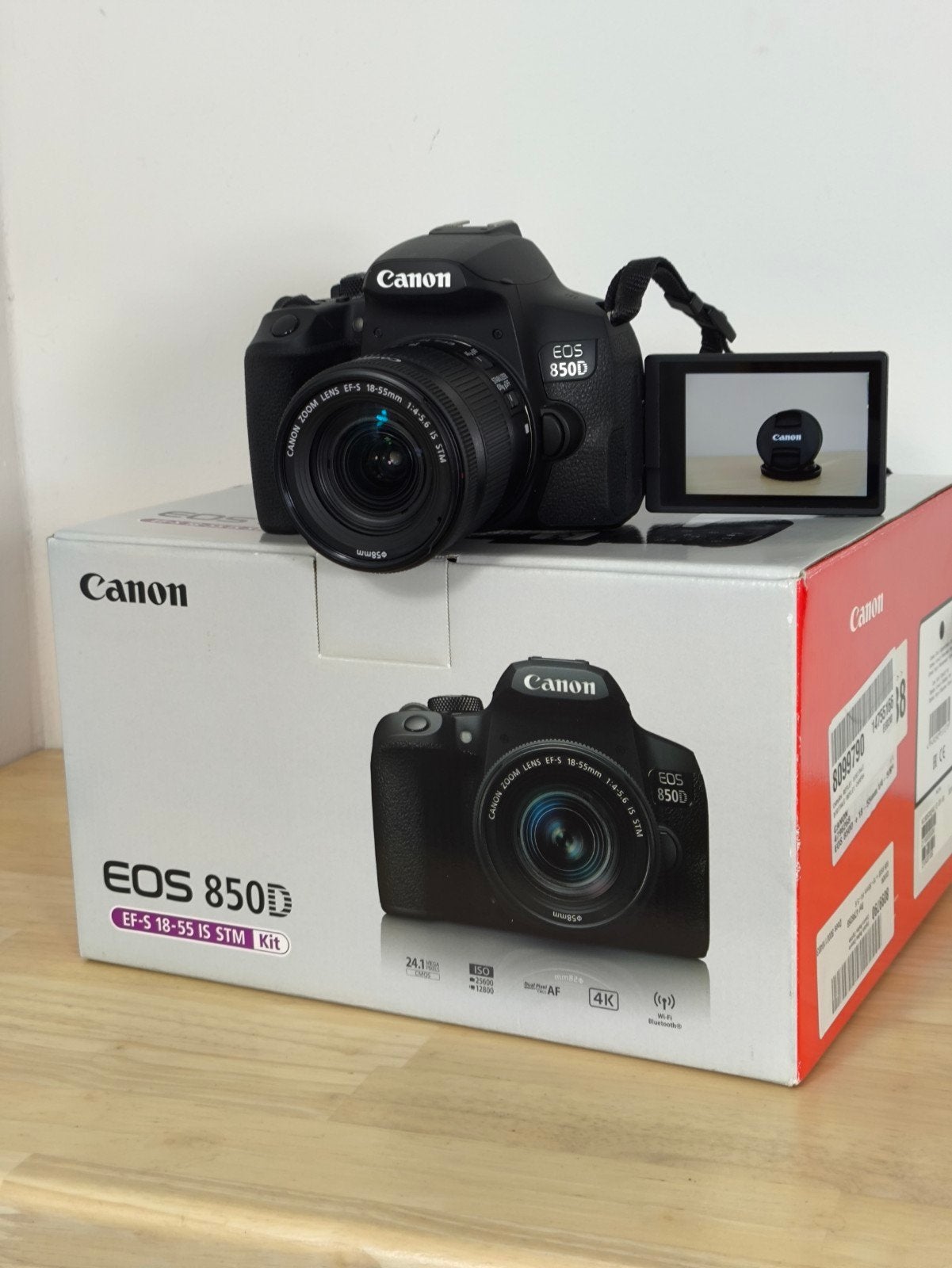 Canon EOS 850D + EF-S 18-55mm IS STM | Topstaat, Spiegelreflex, Canon, Ophalen of Verzenden, Zo goed als nieuw