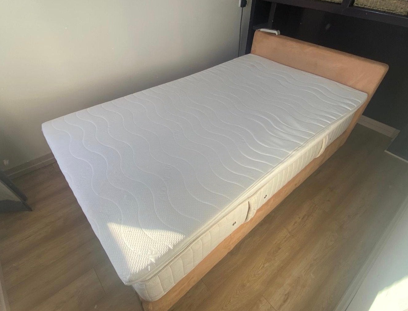 Eenpersoons verstelbaar bed met matras - Eastborn, Ophalen, Verstelbaar, Eenpersoons, Bruin