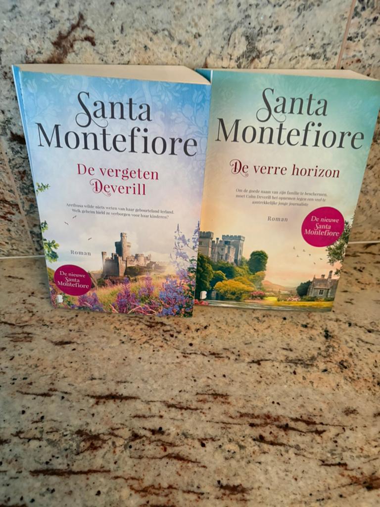 2 boeken van Santa Montefiore, Ophalen, Zo goed als nieuw, Nederland