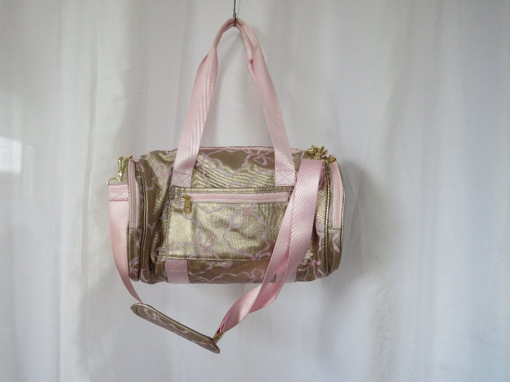 STATE X LoveShackFancy Felix Duffle metalic fresh powder, Sieraden, Tassen en Uiterlijk, Tassen | Reistassen en Weekendtassen