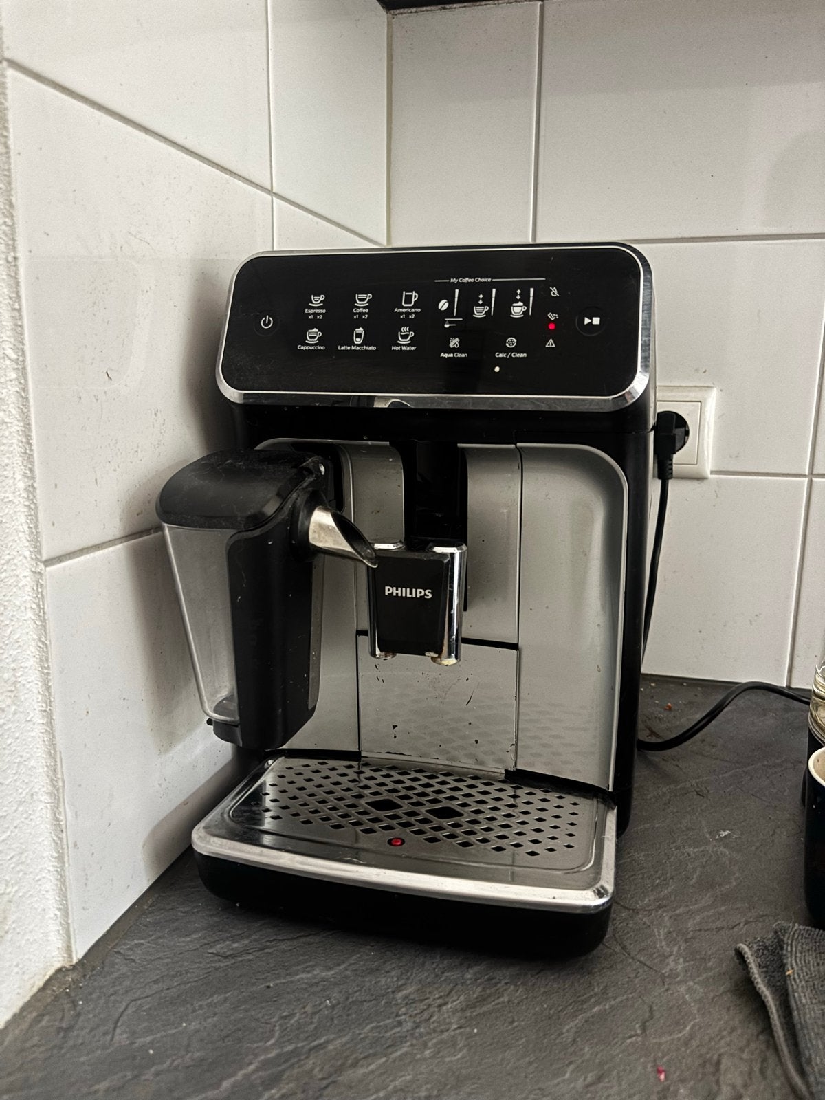 Philips Koffiezetapparaat - Volautomatisch Espresso Apparaat, Afneembaar waterreservoir, Gebruikt, Espresso apparaat, 4 tot 10 kopjes