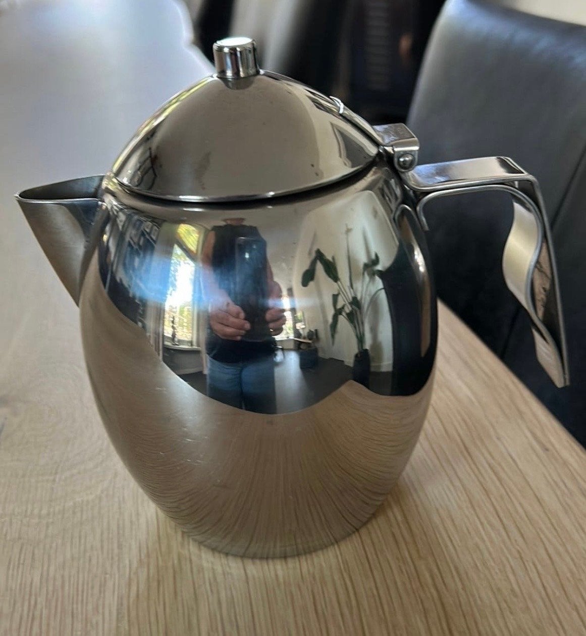 Stijlvolle RVS Theepot - Zo goed als nieuw, Theepot/fluitketel, Zilver, Ophalen of Verzenden, Zo goed als nieuw