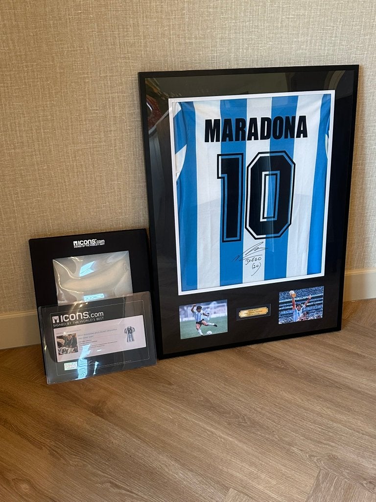 Hand gesigneerd shirt Diego Maradona, met COA (ICONS), Buitenlandse clubs, Info@icons.com, Shirt, Nieuw