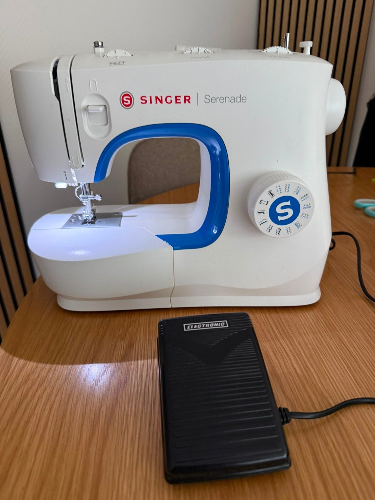 Singer M3205 Serenade Naaimachine - Wit, Ophalen, Zo goed als nieuw, Naaimachine, Singer
