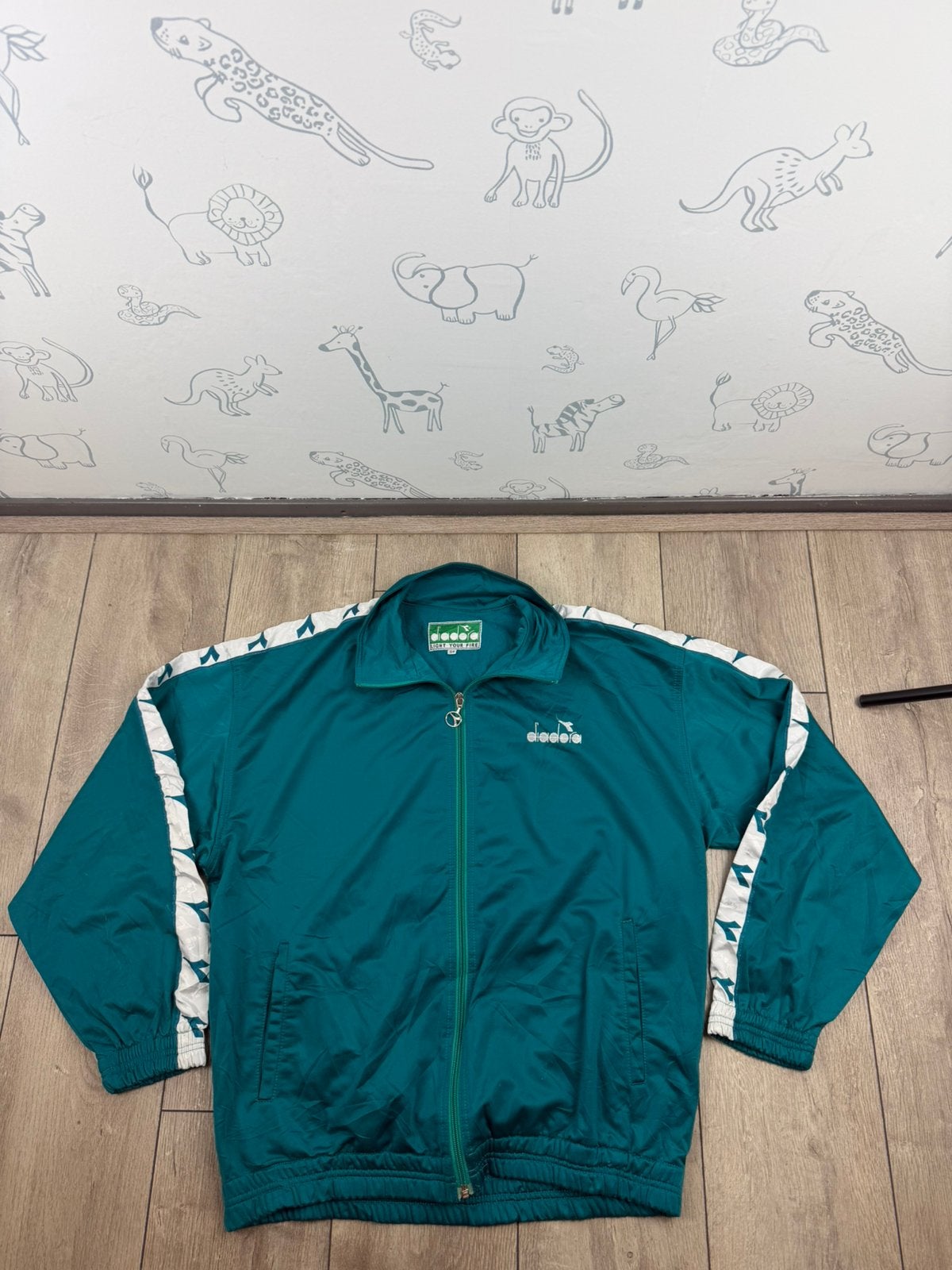 Diadora Vintage Trainingsjack  Groen Witte Details – Maat 54, Ophalen of Verzenden, Gedragen, Maat 52/54 (L), Groen