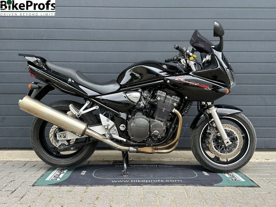 SUZUKI GSF 1200 S BANDIT Power Black Beauty, SUZUKI, 4 cilinders, Motorrijbewijs A, Bedrijf