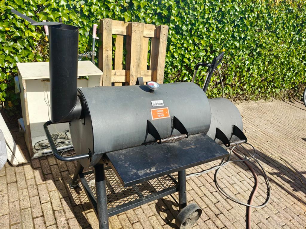 Patton BBQ Smoker met gietijzeren roosters, Tuin en Terras, Gasbarbecues, Verzenden, Gebruikt, Patton
