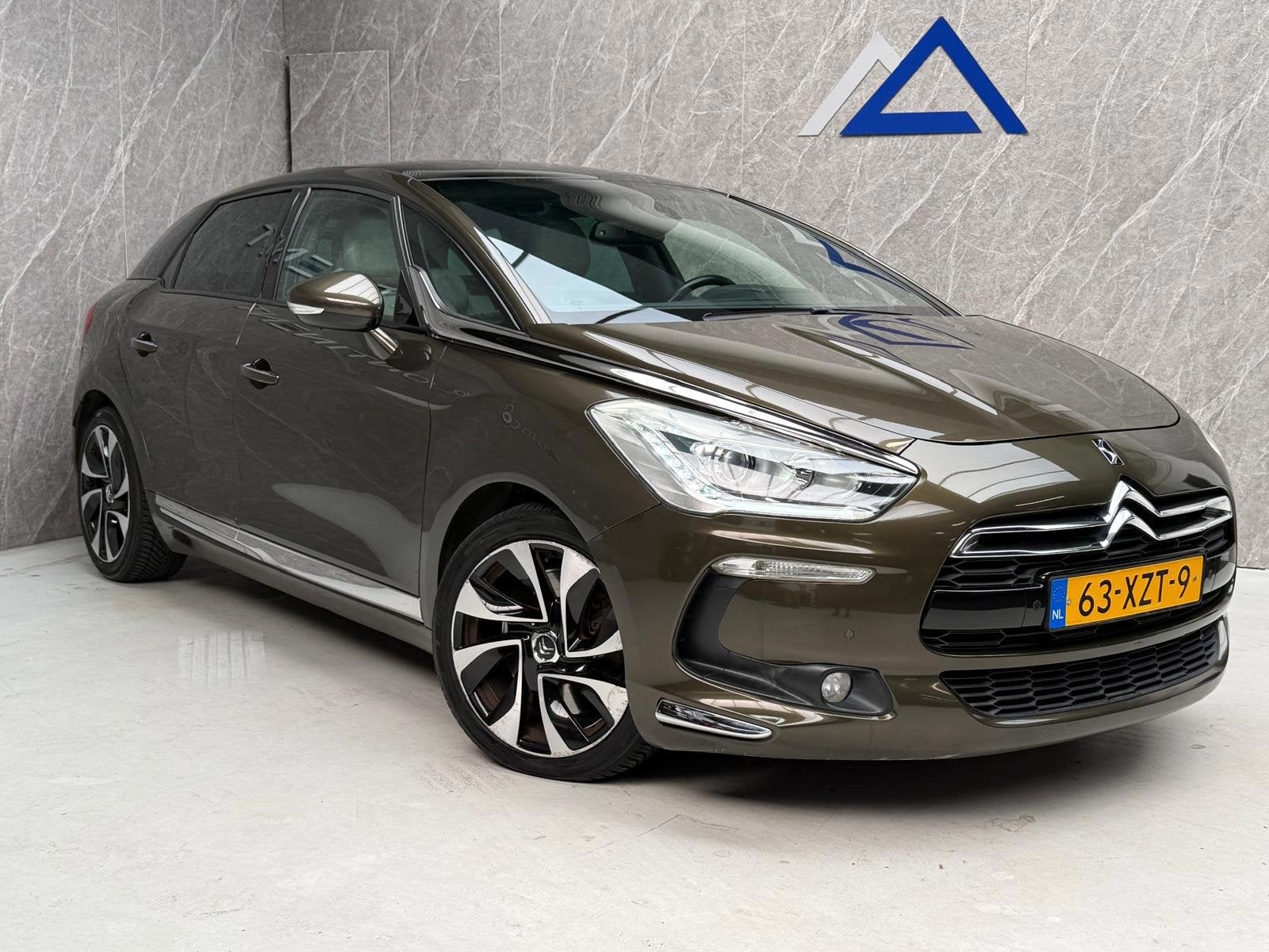 Citroen DS5 1.6 THP / NAP / Panorama / APK / Massage, Auto's, Voorwielaandrijving, Euro 5, 15 km/l, Gebruikt