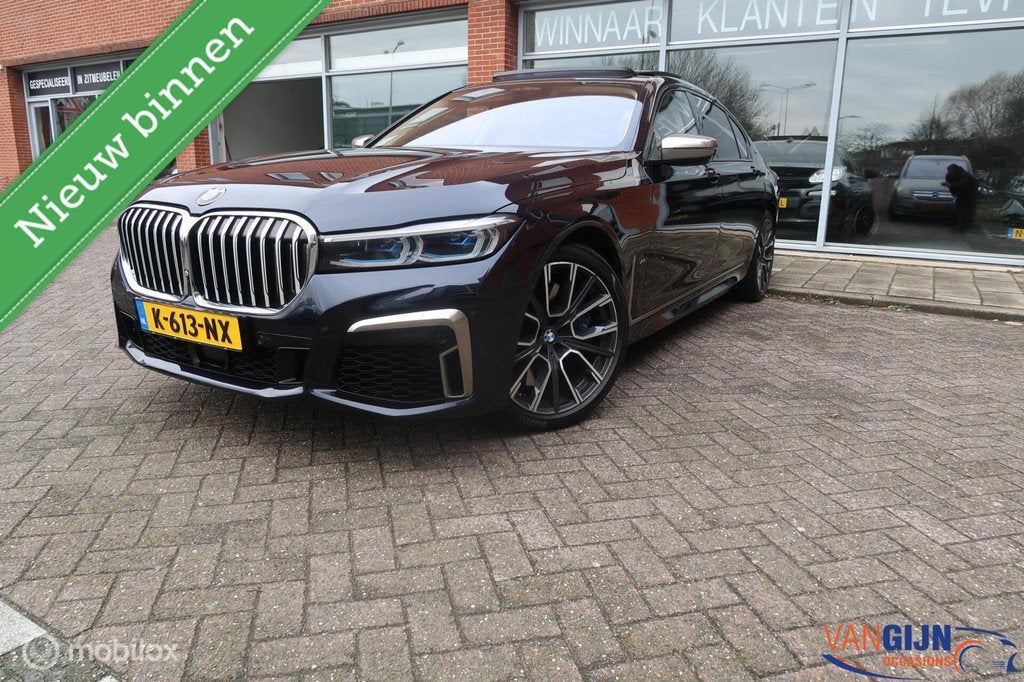 BMW 7-serie M760Li xDrive High Executive M-Sport 585 PK, Automaat, Gebruikt, 12 cilinders, Zwart