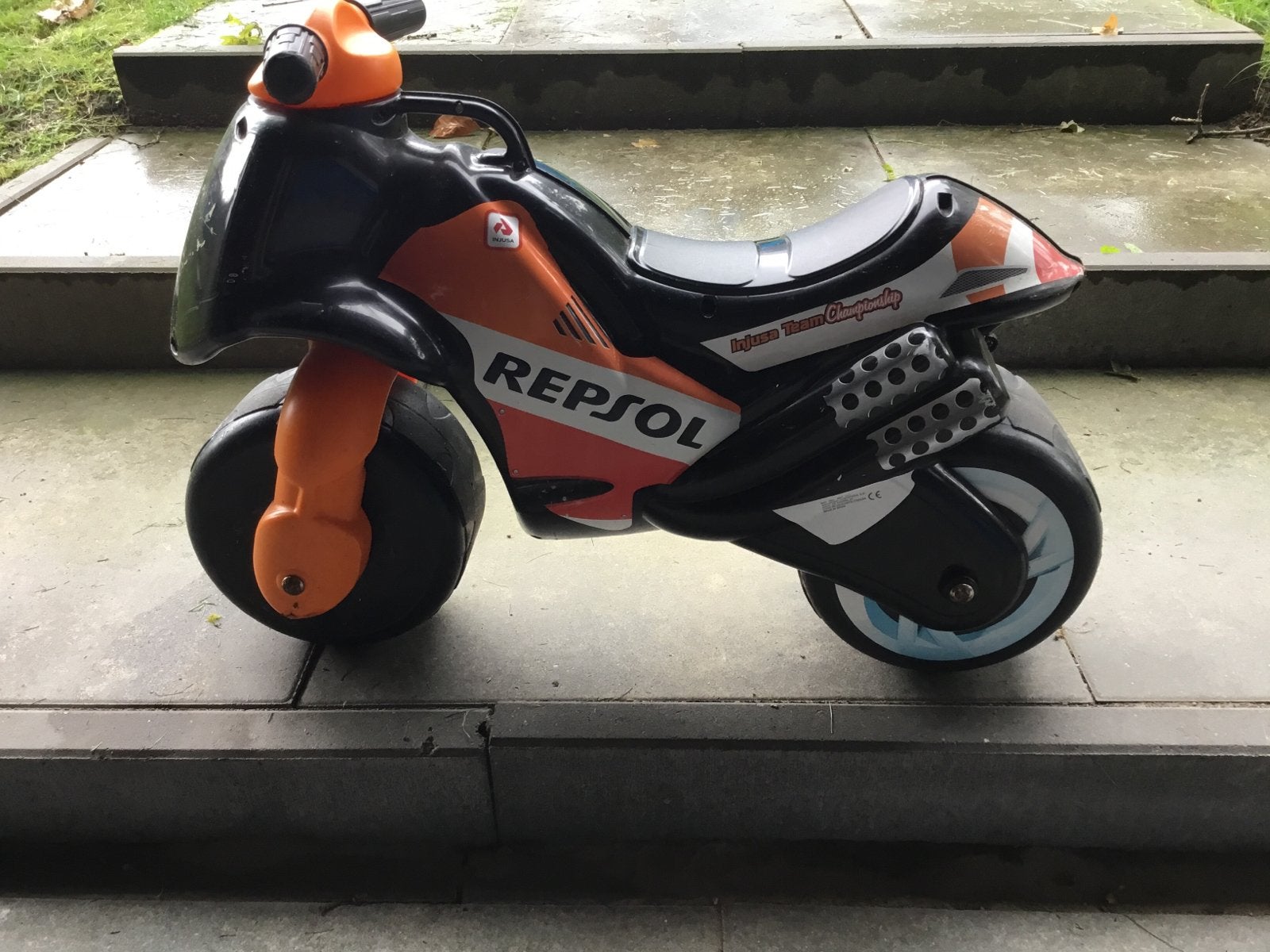 Stoere Repsol loopmotor voor kinderen, Ophalen, Gebruikt