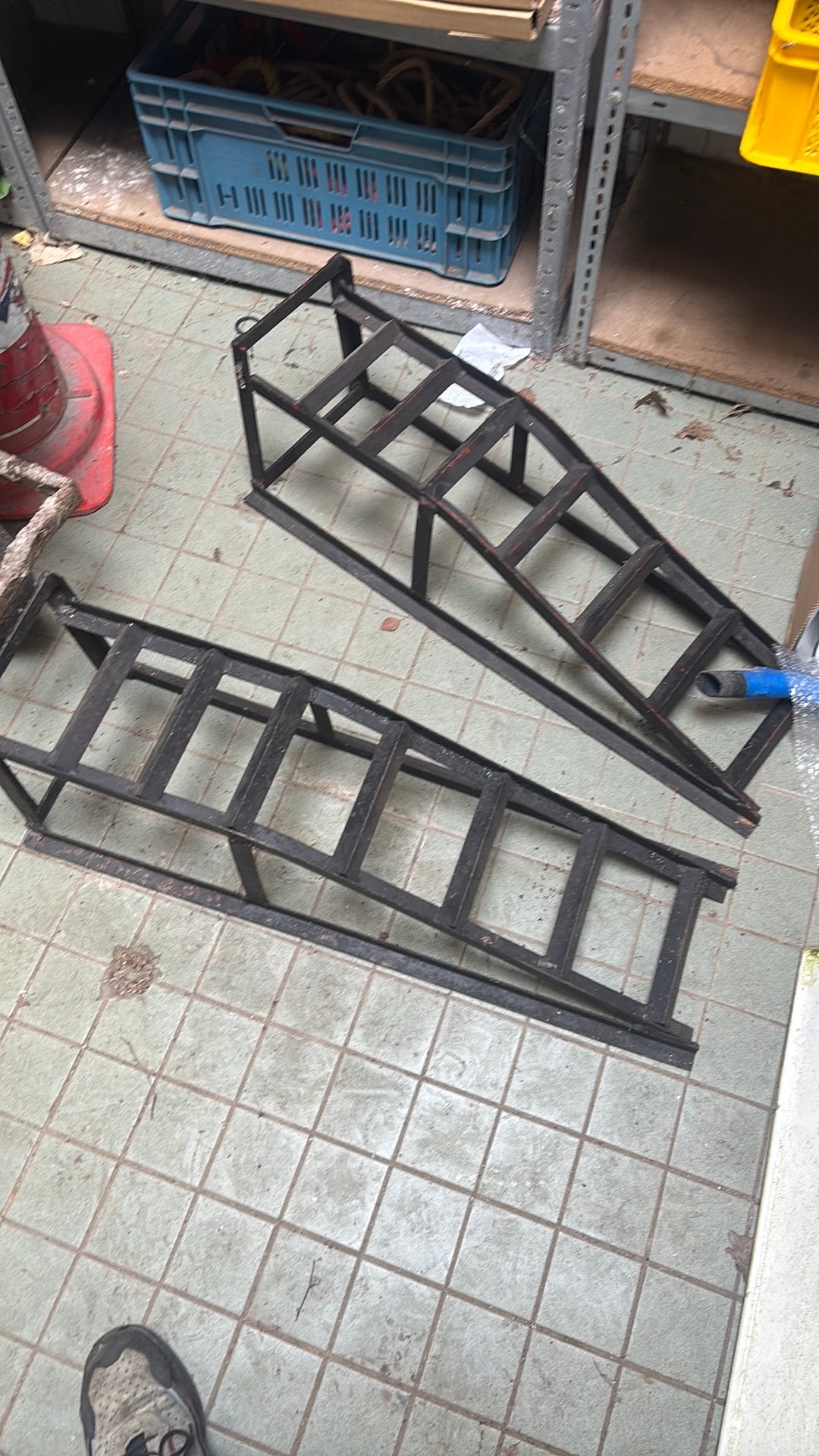 Oprij bokken 2x, Ophalen of Verzenden, Zo goed als nieuw, Hydraulisch, Garagekrik