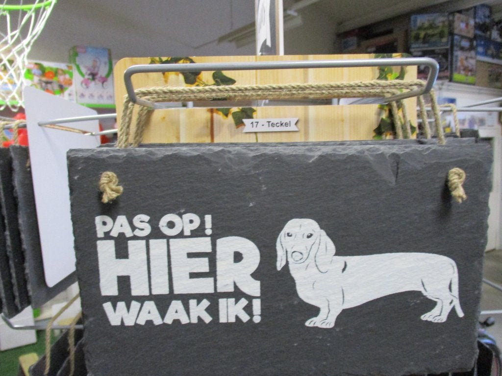 leisteen bordje pas op hier waak ik, teckel 15x25 cm, Ophalen of Verzenden, Nieuw, Steen/keramiek